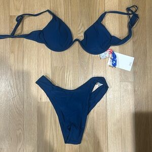Super cute blue bikini!